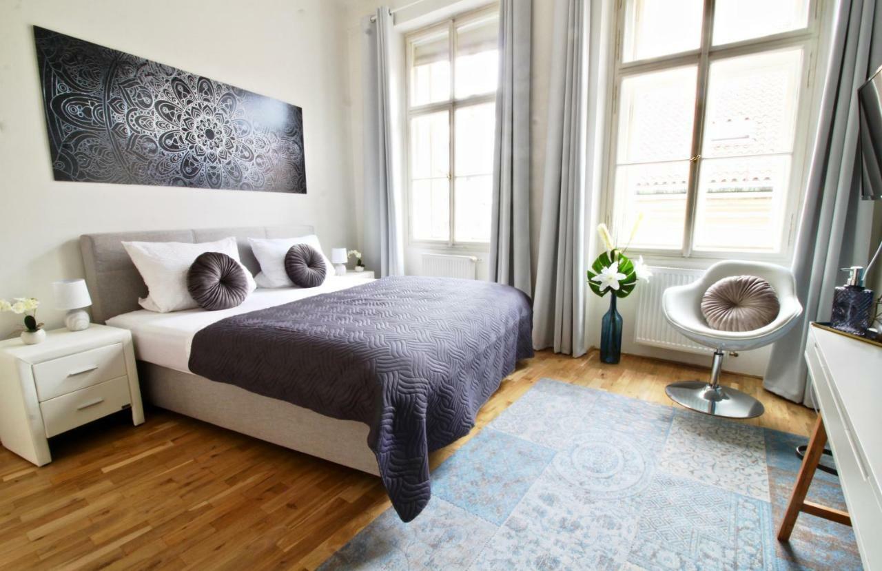 New Design & Style Apartment Old Town Xxl Πράγα Εξωτερικό φωτογραφία